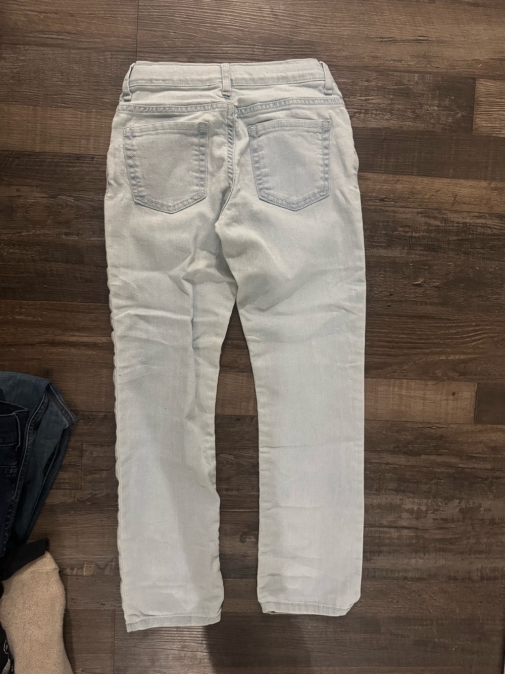 Light Wash Women's Slim Straight Jeans - White